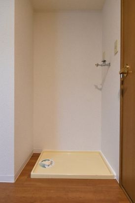 洗面設備　■洋室■クローゼット収納