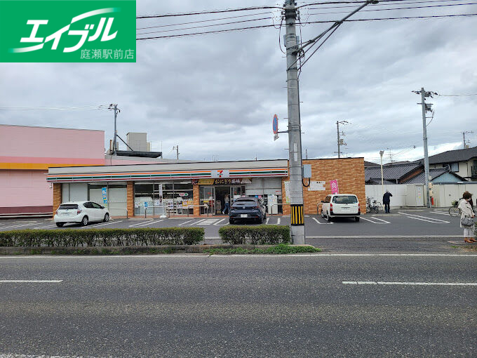 コンビニ　セブンイレブン倉敷川入店（コンビニ）まで193m
