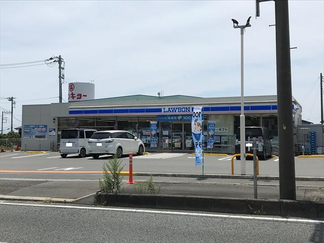 コンビニ　ローソン（コンビニ）まで894m