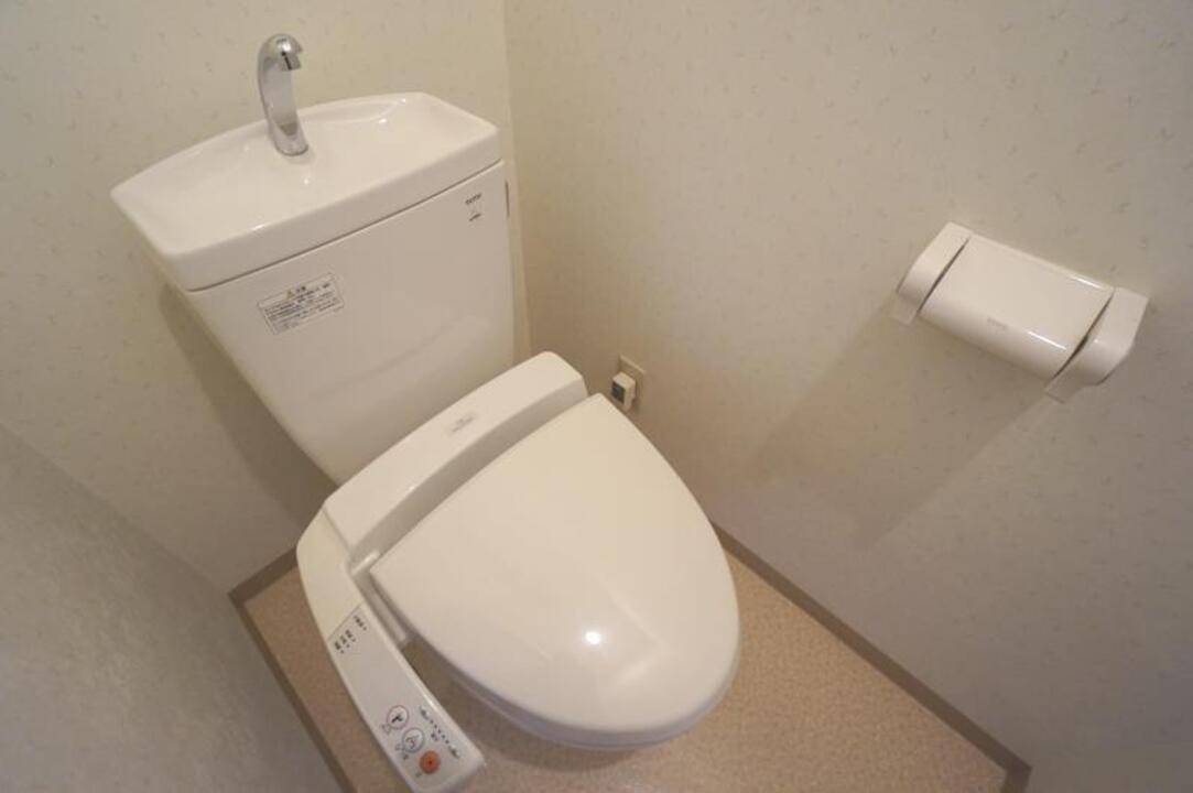 トイレ　トイレ