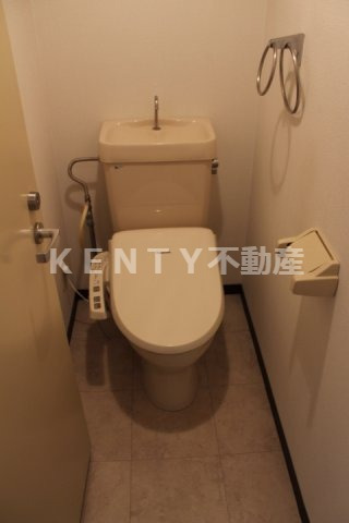 トイレ　シンプルで使いやすいトイレです