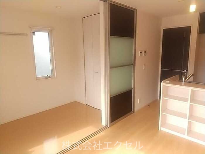 その他部屋・スペース　フローリングの室内です。