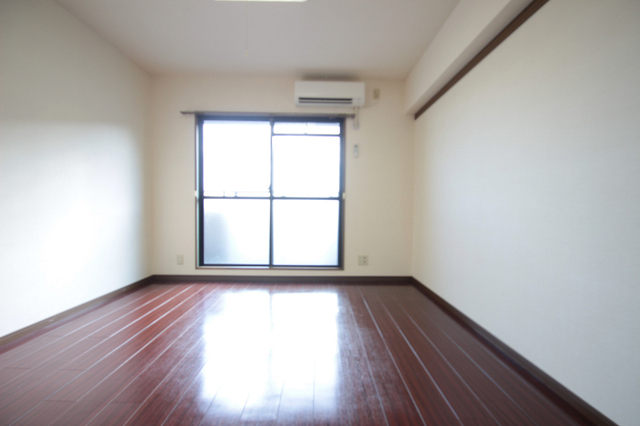 居室・リビング　※他部屋の参考写真です。
