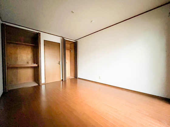 居室・リビング　※別部屋の写真です