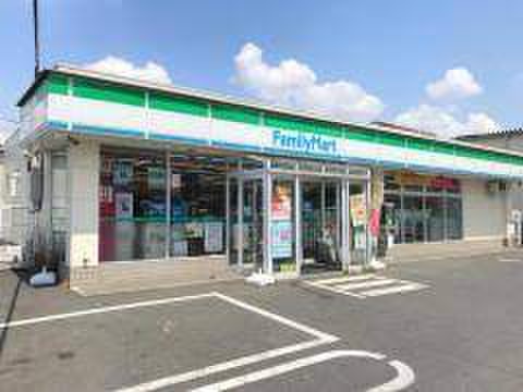 コンビニ　ファミリーマート（コンビニ）まで506m
