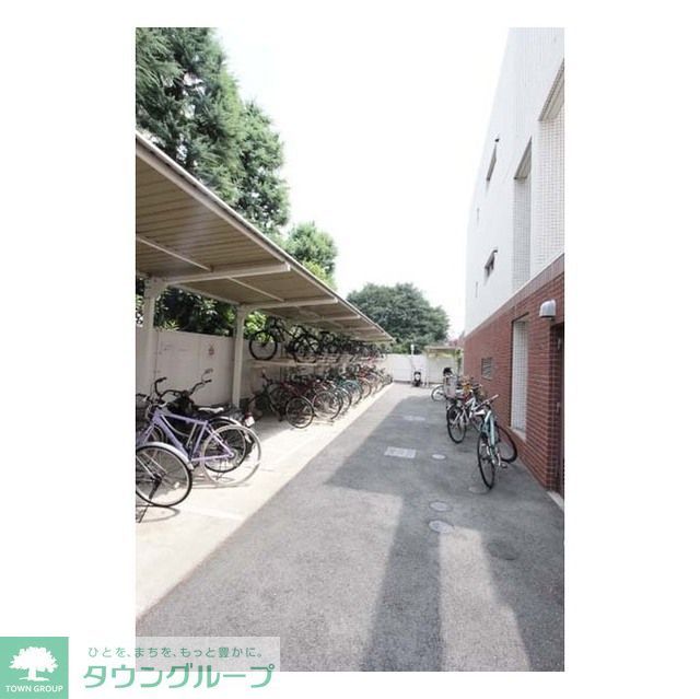 駐車場　駐輪場