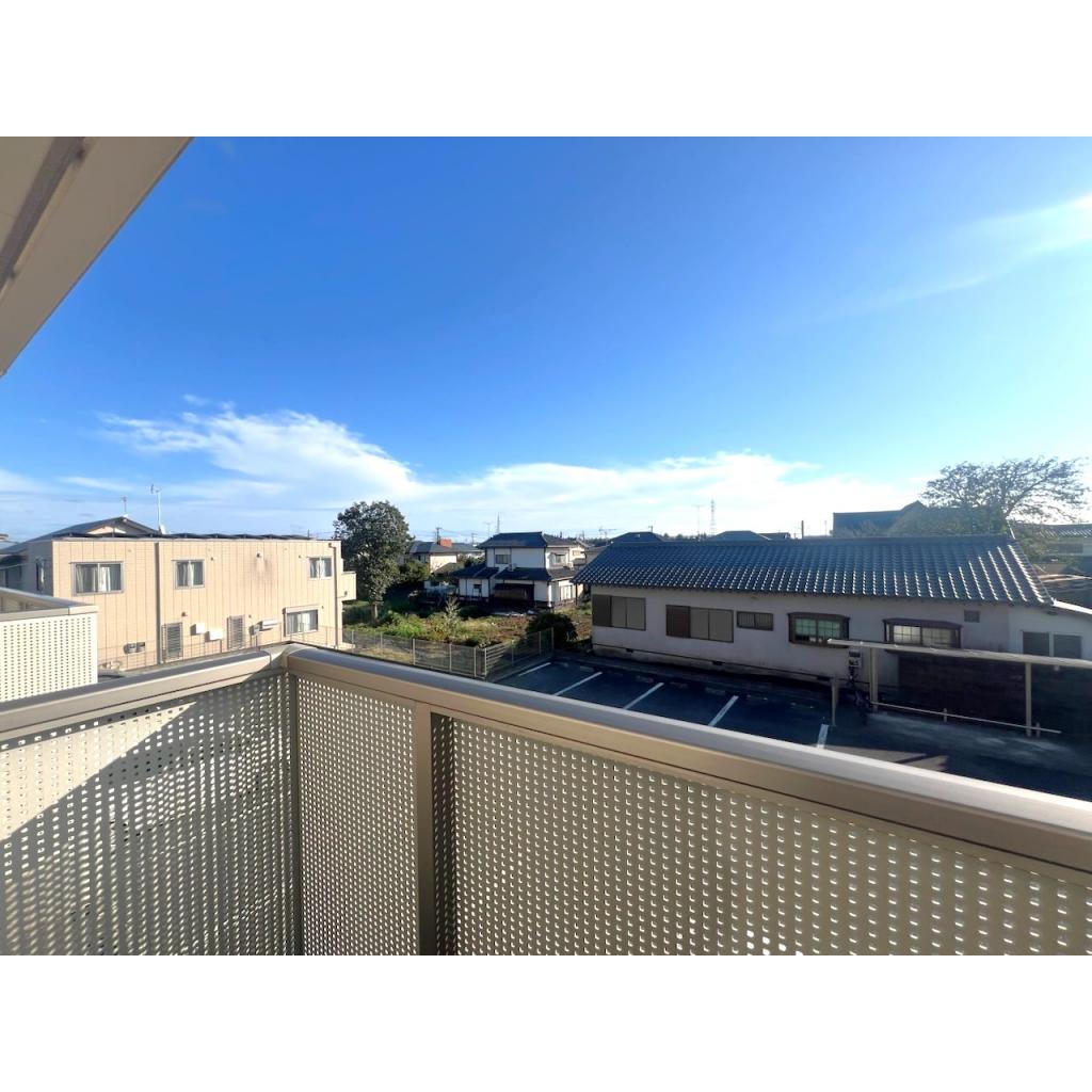 バルコニー　※C201号室の画像です