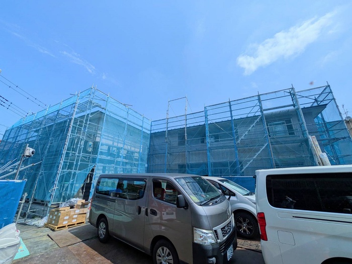 建物外観　建築中