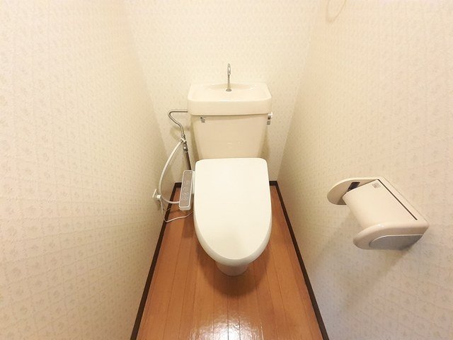 トイレ　ゆったりとした空間のトイレです