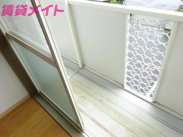 バルコニー　同型参考写真