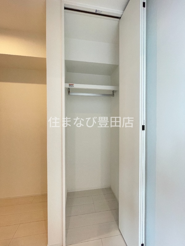 名鉄西尾線 南安城駅 徒歩5分 3階建 新築の内装写真