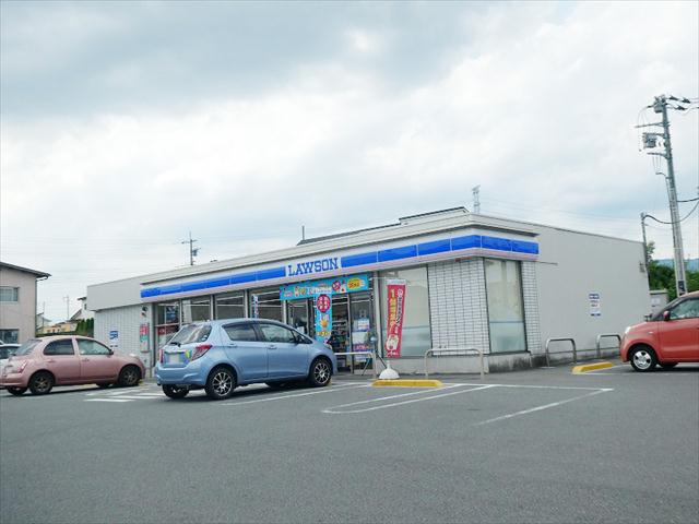 コンビニ　ローソン（コンビニ）まで1934m