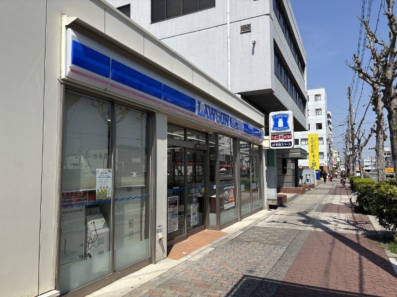 コンビニ　ローソン城北公園通駅前店（コンビニ）まで272m