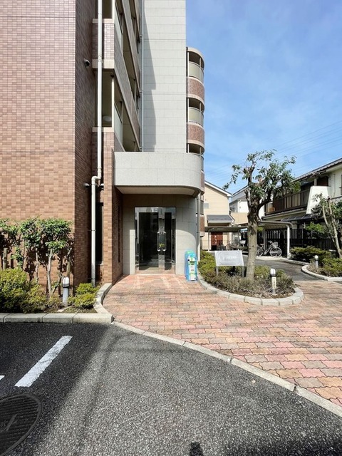 エントランス　エントランス