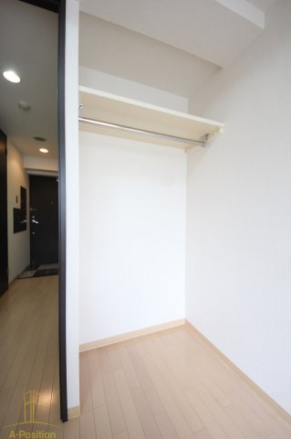 収納　レジュールアッシュ谷町
