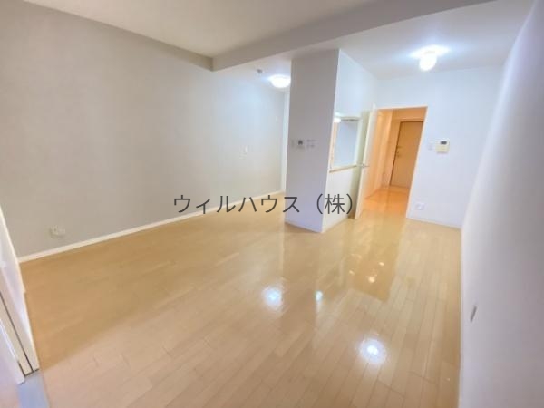 居室・リビング　人気のカウンターキッチン！