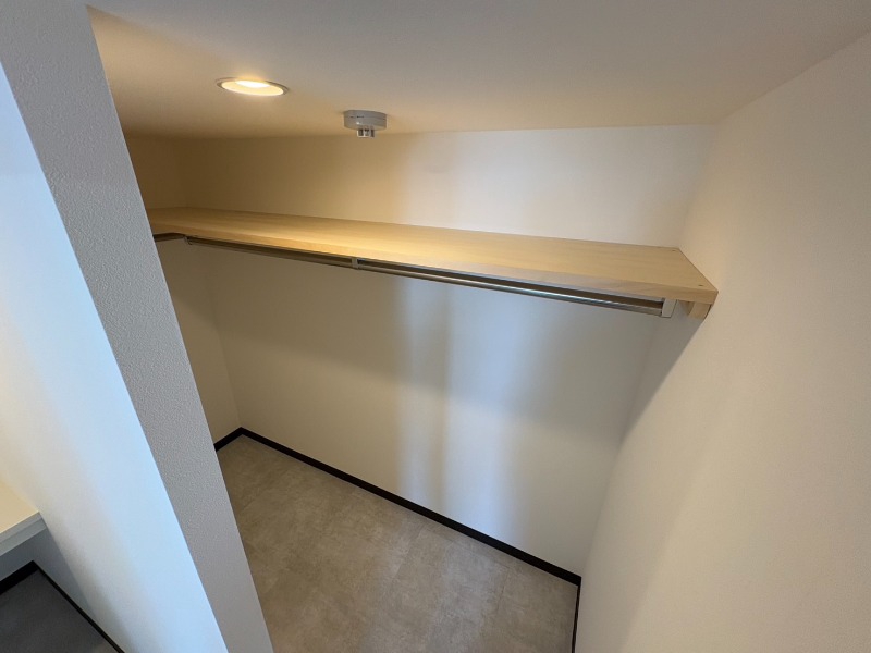 収納　収納もバッチリあるのでお部屋が片付きますよ！