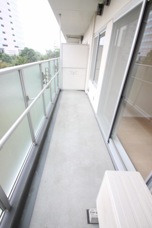 バルコニー　弊社は都内全域の物件が仲介手数料最大無料でご紹介可能です！