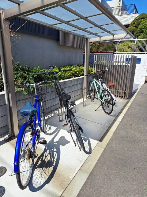 駐車場　駐輪場
