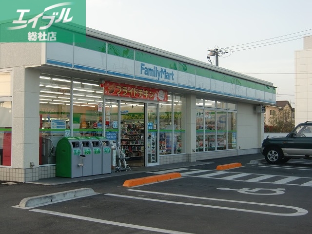 コンビニ　ファミリーマート倉敷老松五丁目店（コンビニ）まで1008m