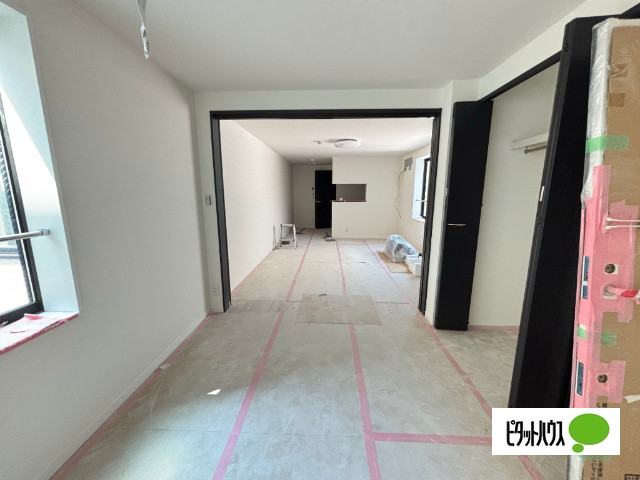 CONTRAIL千住TERRACEの居間写真