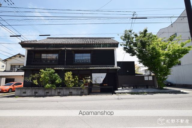 飲食店　仏生山フレンチ　THE　GLAD（飲食店）まで325m