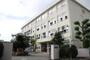 中学校　岡山中央中学校（中学校）まで490m
