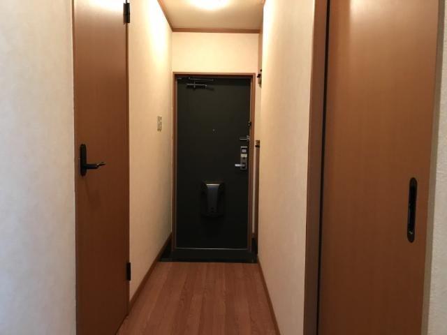 玄関　廊下