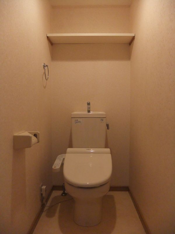 トイレ　トイレもきれいです