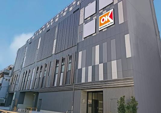 スーパー　オーケー綾瀬駅前店（スーパー）まで355m