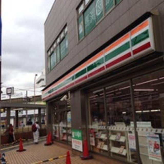 コンビニ　セブンイレブン堺北花田店（コンビニ）まで550m