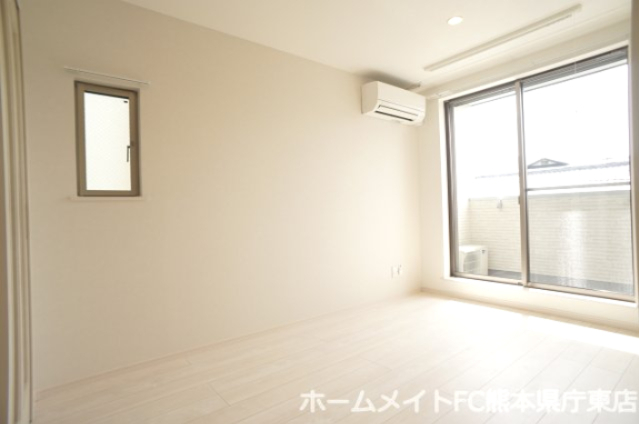 居室・リビング　同施工会社の類似の画像となります。