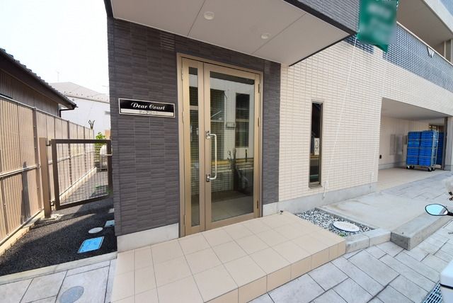 エントランス　★★１階コンビニ・駅前物件★★