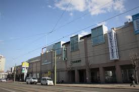 スーパー　東光ストアプロム山鼻店（スーパー）まで786m