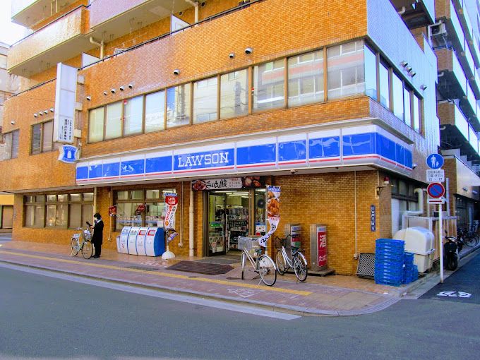 コンビニ　ローソン 台東三丁目店（コンビニ）まで41m