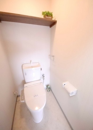 トイレ　※別号室参考写真です