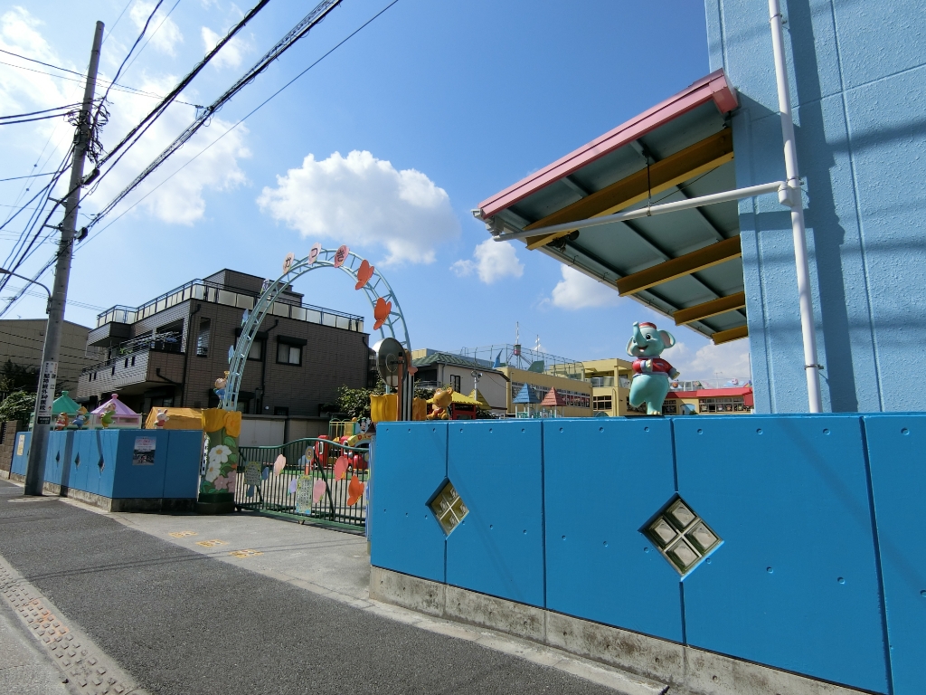 幼稚園・保育園　暁幼稚園（幼稚園・保育園）まで457m