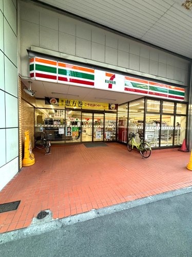 コンビニ　セブンイレブン 台東北上野2丁目店（コンビニ）まで222m