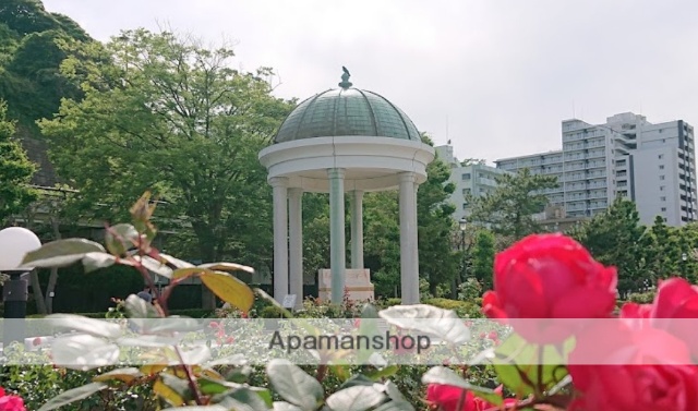 公園　ヴェルニー公園（公園）まで701m
