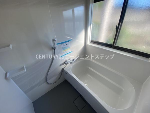 大島町南窪貸家の風呂写真