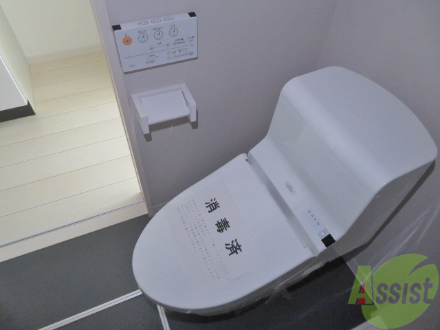 トイレ　各機能付きのトイレですので、安心してご利用いただけます。