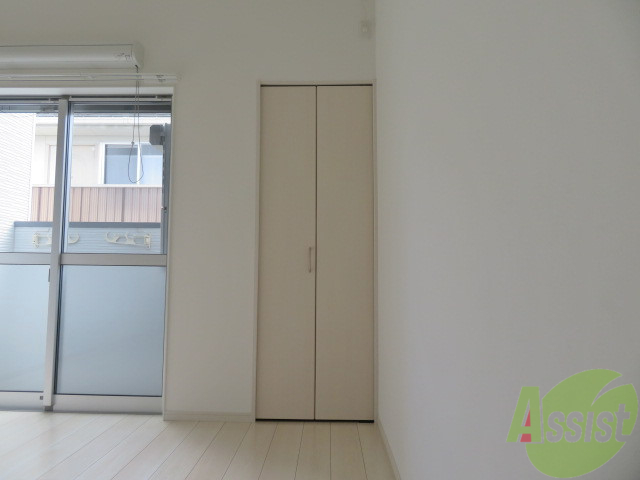 収納　こちらがお部屋の収納です。あるととても助かりますよね。