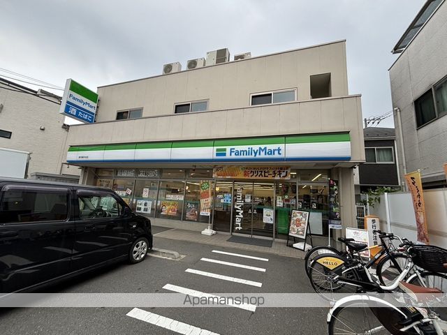 コンビニ　ファミリーマート（コンビニ）まで396m