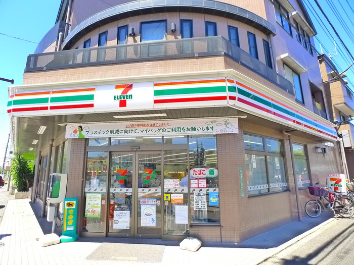 コンビニ　セブンイレブン（コンビニ）まで191m