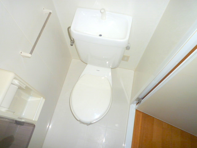 名鉄名古屋本線 山王駅 徒歩7分 11階建 築25年のトイレ写真