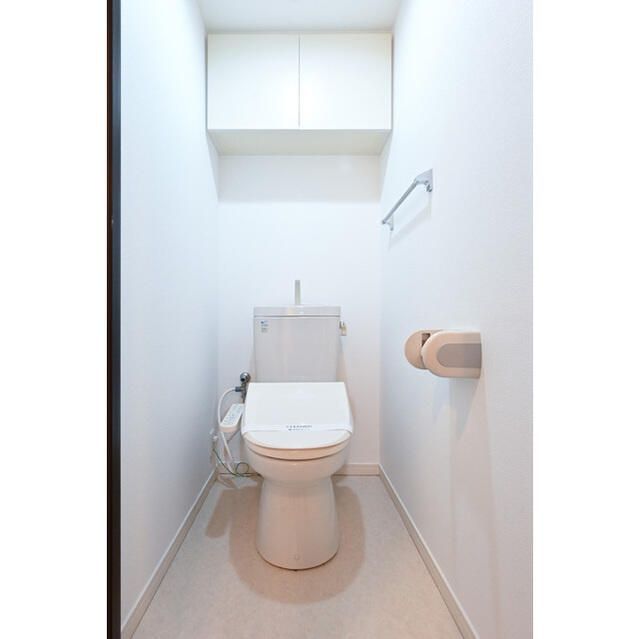 トイレ　写真は同タイプ住居です。