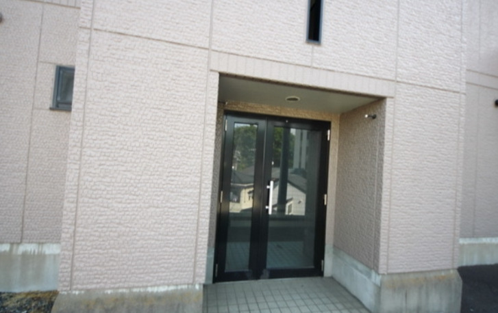 エントランス　サティス大倉山