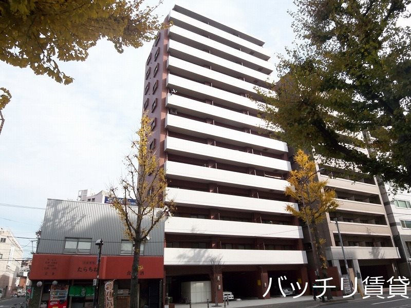 建物外観　オートロック付きマンション♪