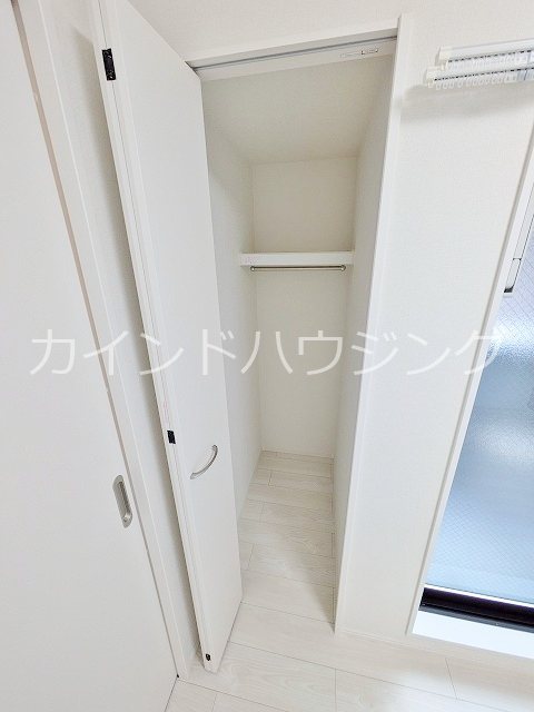収納　洋室収納