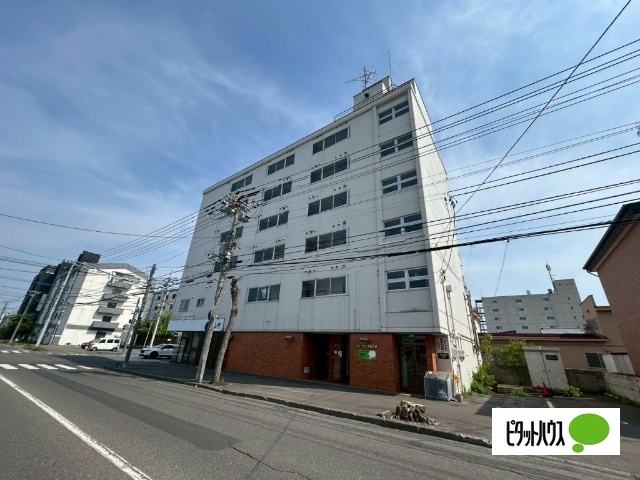 ニューライフ東2条の外観写真